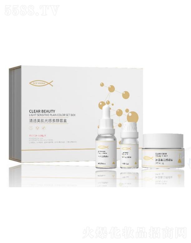 ��˹�S����͸�����������ף�С�׺У�