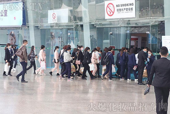 ����ʢ�����س��������44�óɶ����I(y��)���[��(hu��)ʢ���_Ļ